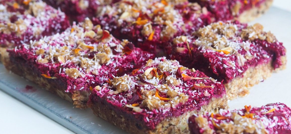 Raspberry and Oat squares